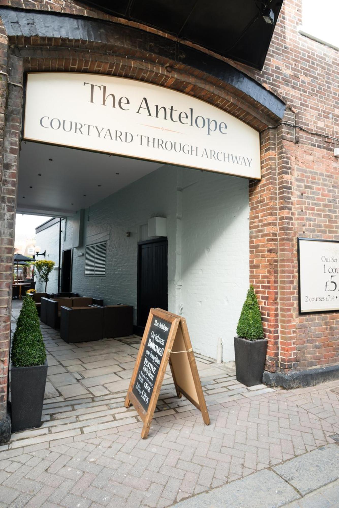 Antelope By Greene King Inns Poole Extérieur photo